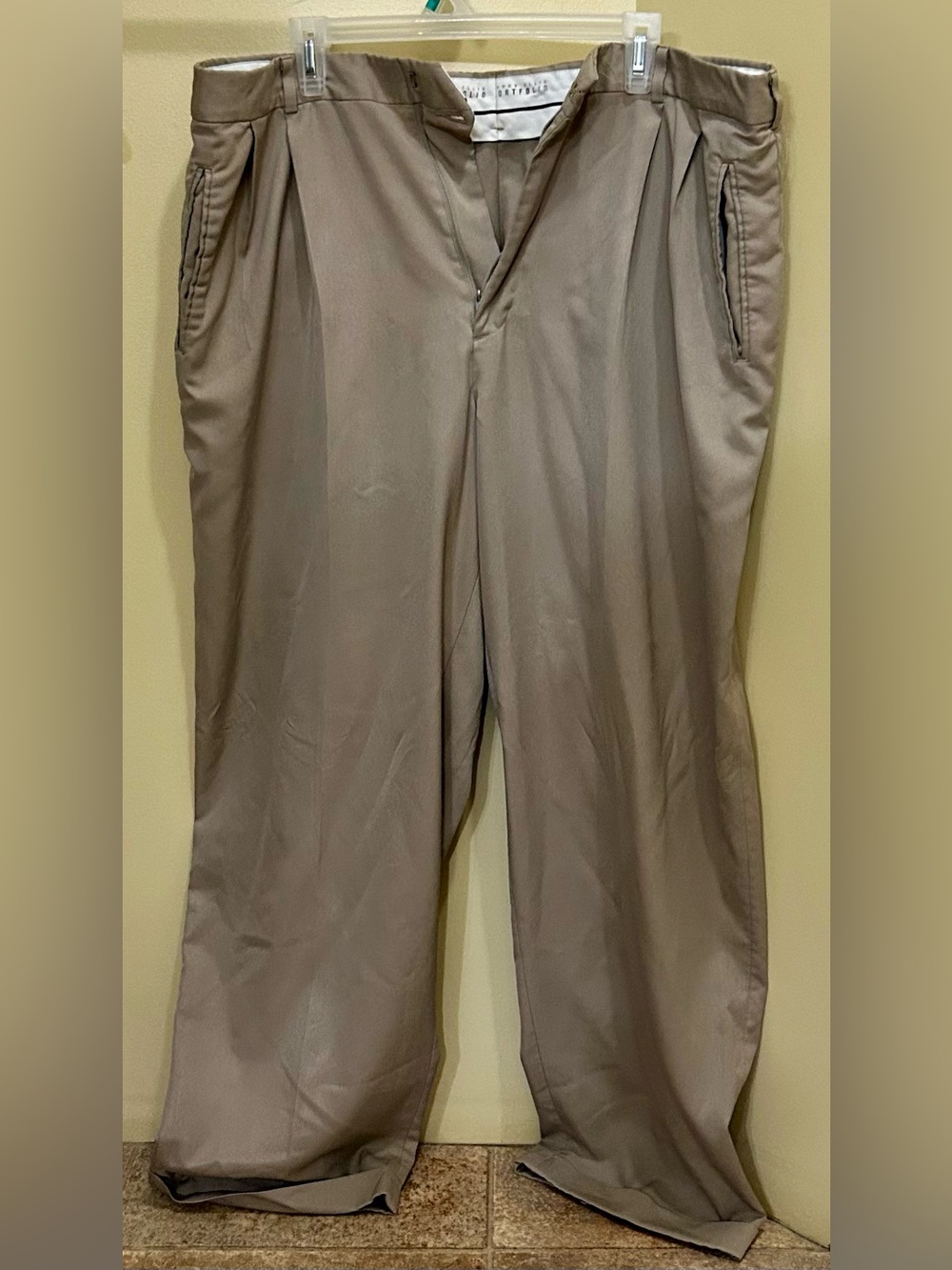 Perry Ellis Men's Taupe Dress Pants